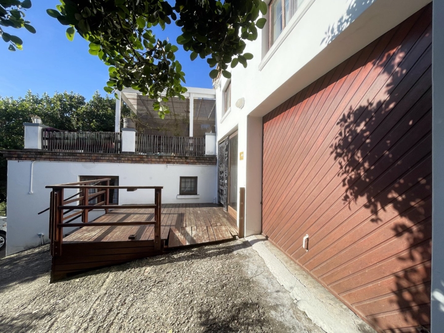 3 Bedroom Property for Sale in Meedingsride Western Cape